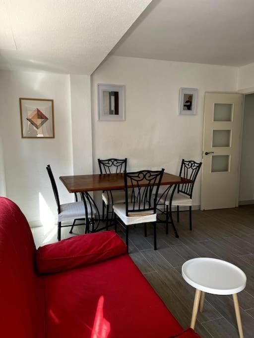 Apartment 10 Meters From The Beach Пуэтро-де-Сагунто Экстерьер фото